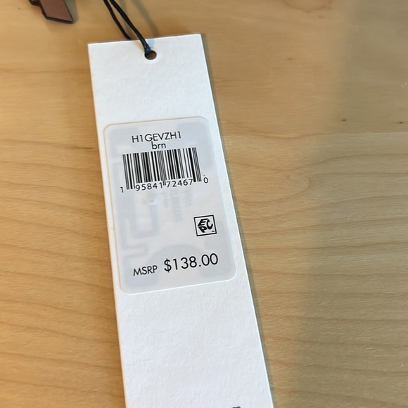 Calvin Klein body bag - Picture 6 of 8